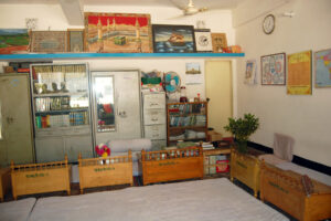 Home-04